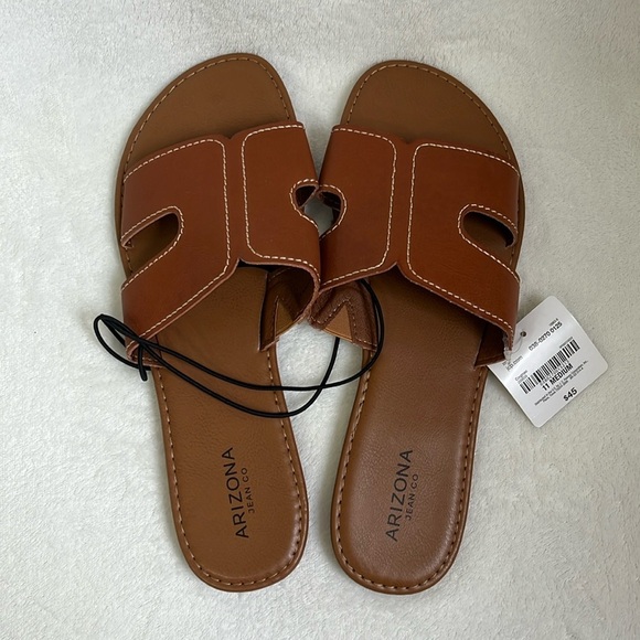 Arizona Jeans Co Women’s Slip on Sandals Size 11 - Picture 1 of 4